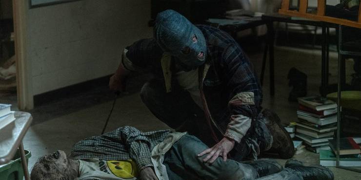 Walking Dead Season 10 Episode 2 Saw The Creation Of The First Whisperer Mask Walking Dead Season 10 Episode 2 Saw The Creation Of The First Whisperer Mask